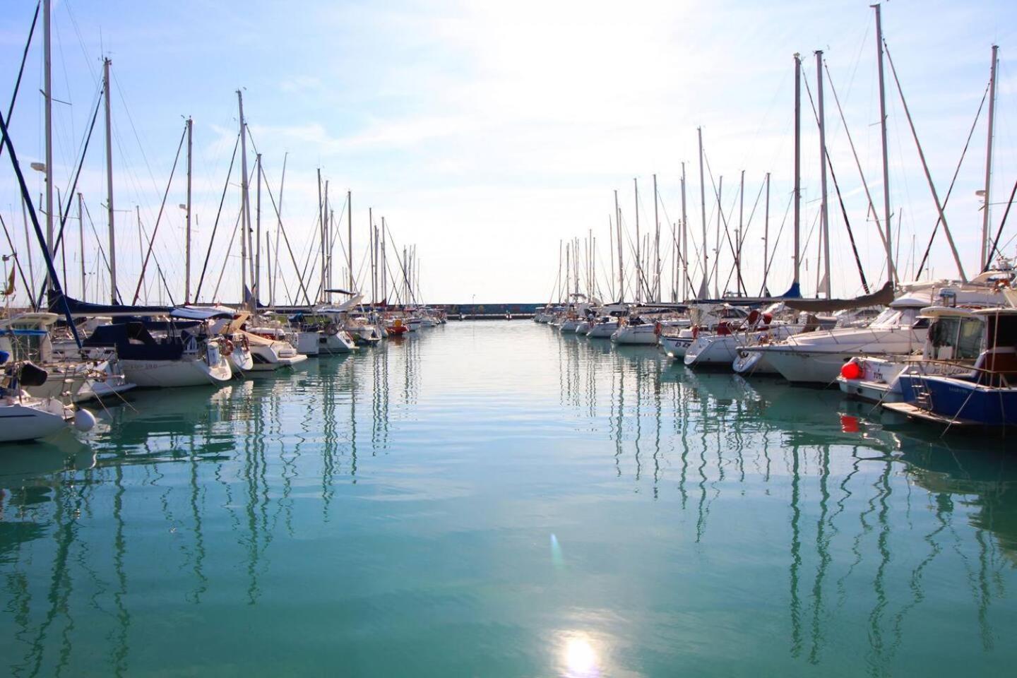 Luxury Apartment With 2 Bedrooms In Canet D'En Berenguer, Valencia ภายนอก รูปภาพ
